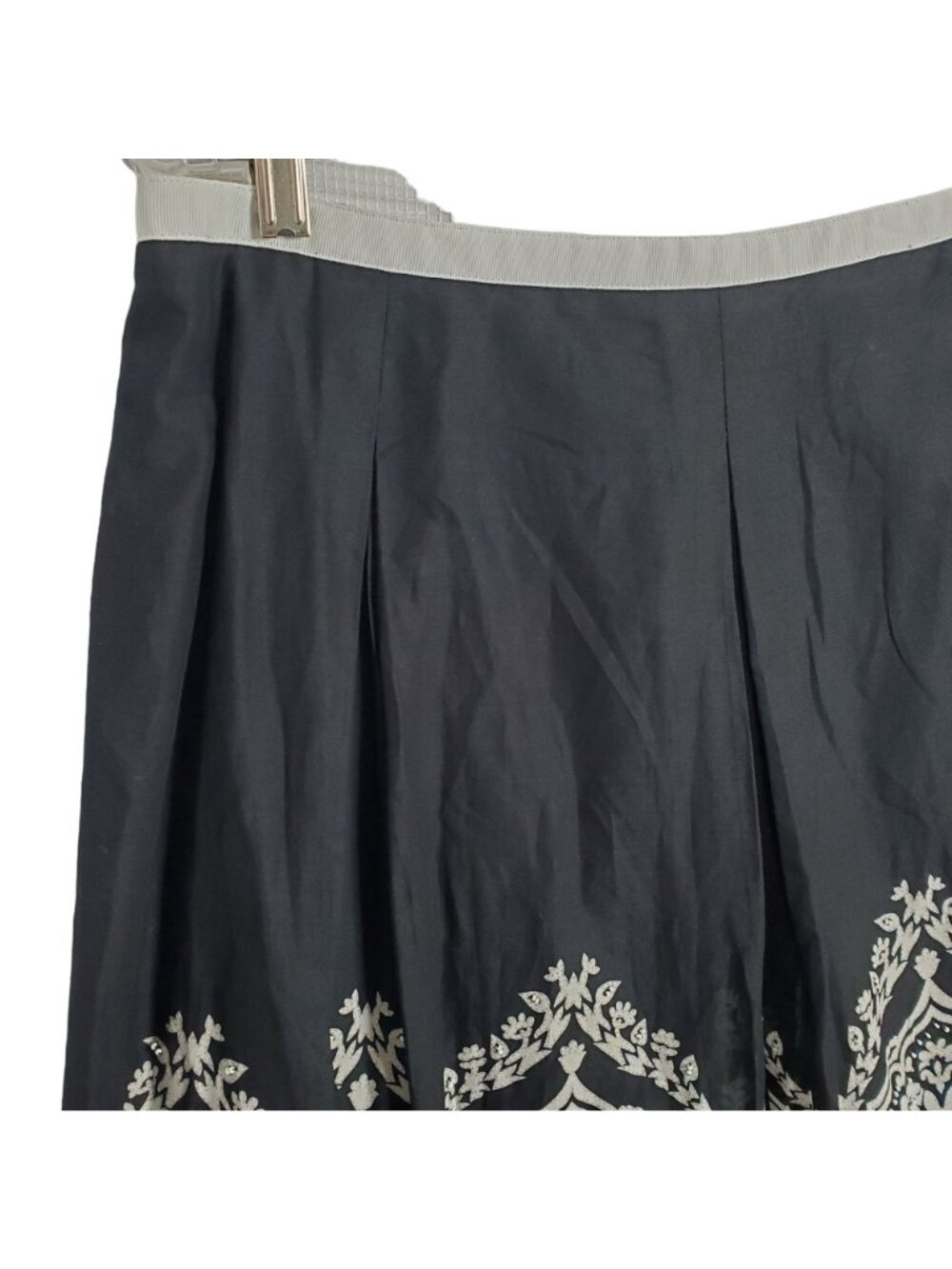 Loft NWT Size 12 Skirt Cotton Pleated A-line Beaded Pom Pom Hem Lined Midi Black - Picture 3 of 13